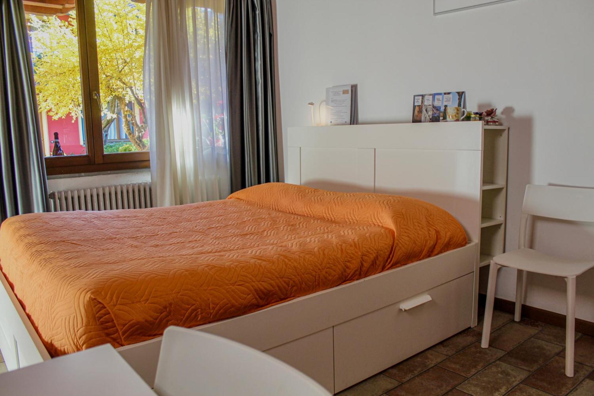 Bergamo Easy Airport Private Parking Apartment Luaran gambar